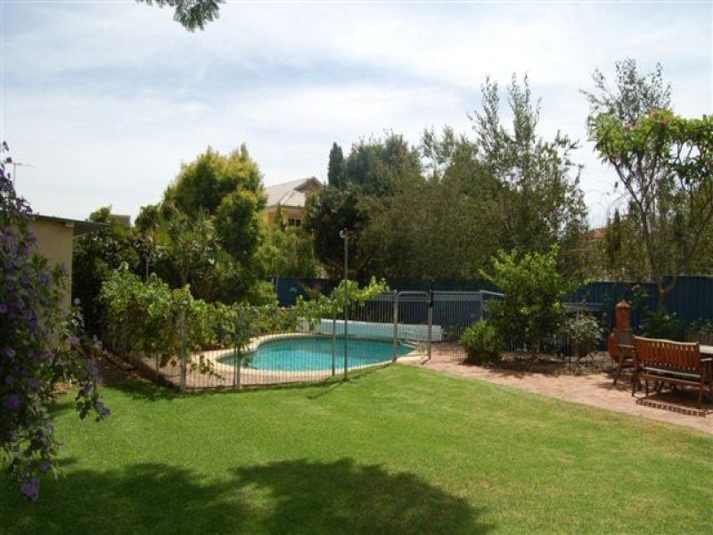 Real Estate For Sale 6 Renwick Street South Perth , WA