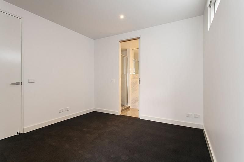 1/490 Dandenong Road, Caulfield North - Thumbnail 8