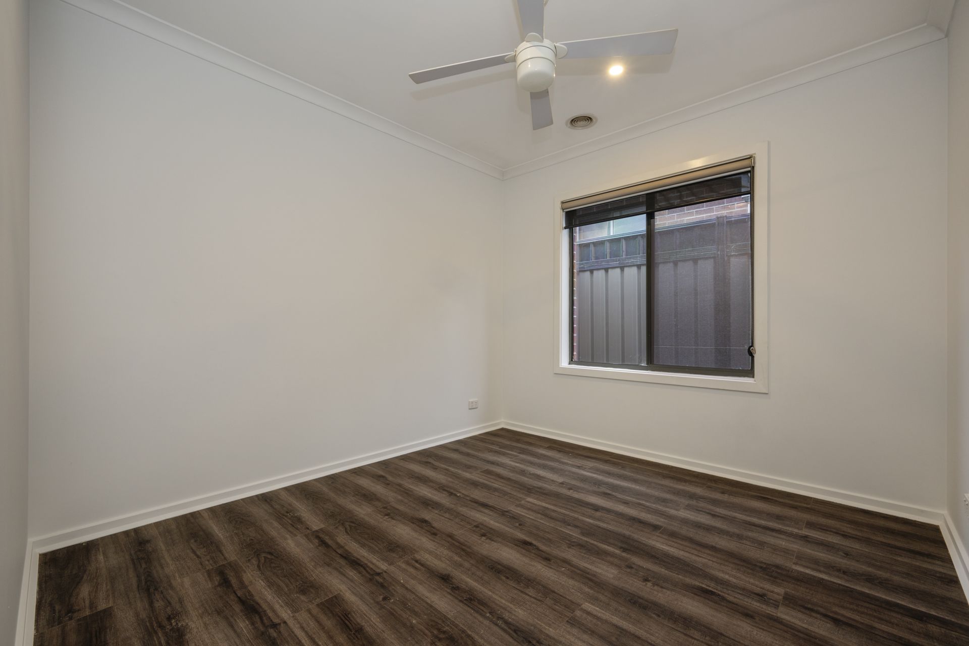 Spacious 4-Bedroom Family Home in Mernda Villages Estate