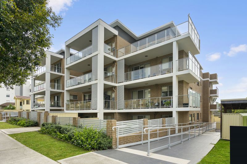 Real Estate For Sale 15/1115 Robilliard Street Mays Hill , NSW