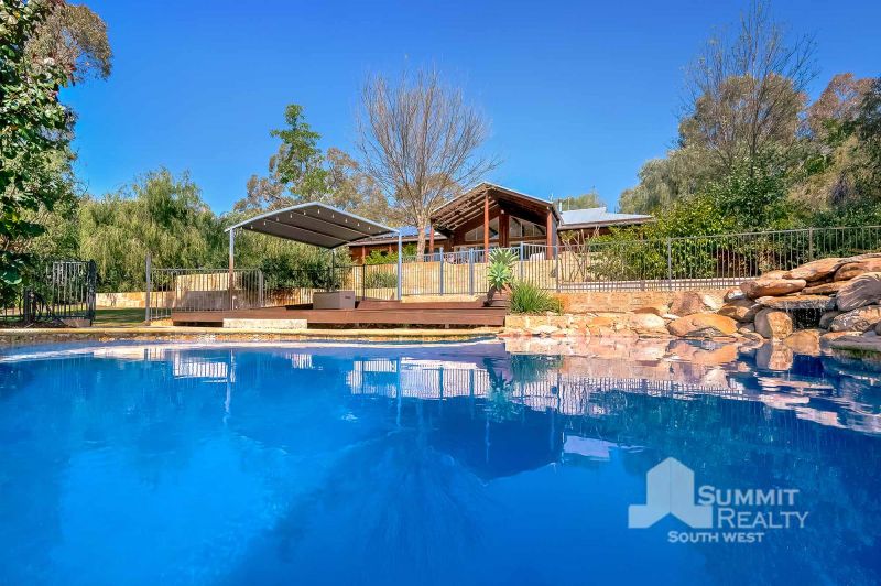 Real Estate For Sale 13 Roberts Road Leschenault , WA