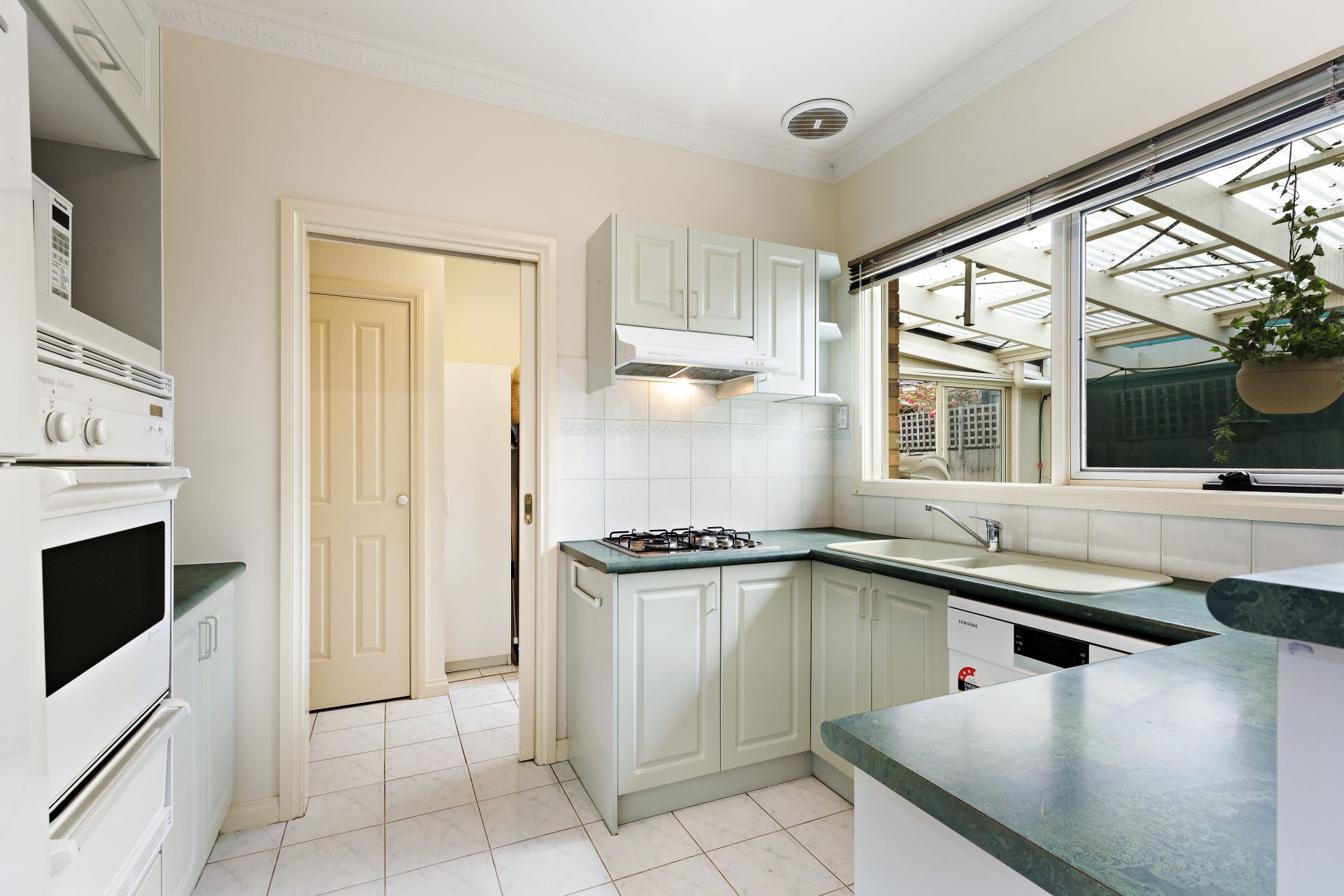 Real Estate For Sale 5/5860 Wilsons Road Mornington , VIC