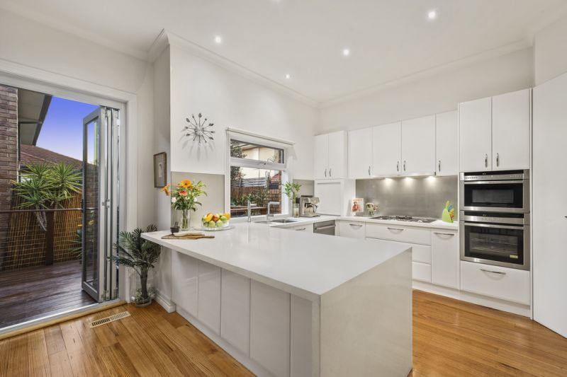 16 Scotch Circuit, Hawthorn - Thumbnail 4
