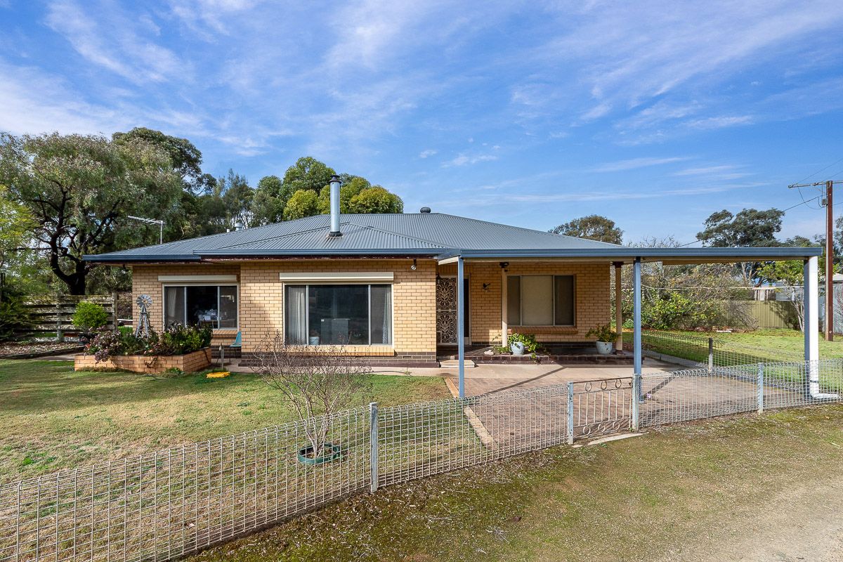 242 Burnside Road Strathalbyn 5255