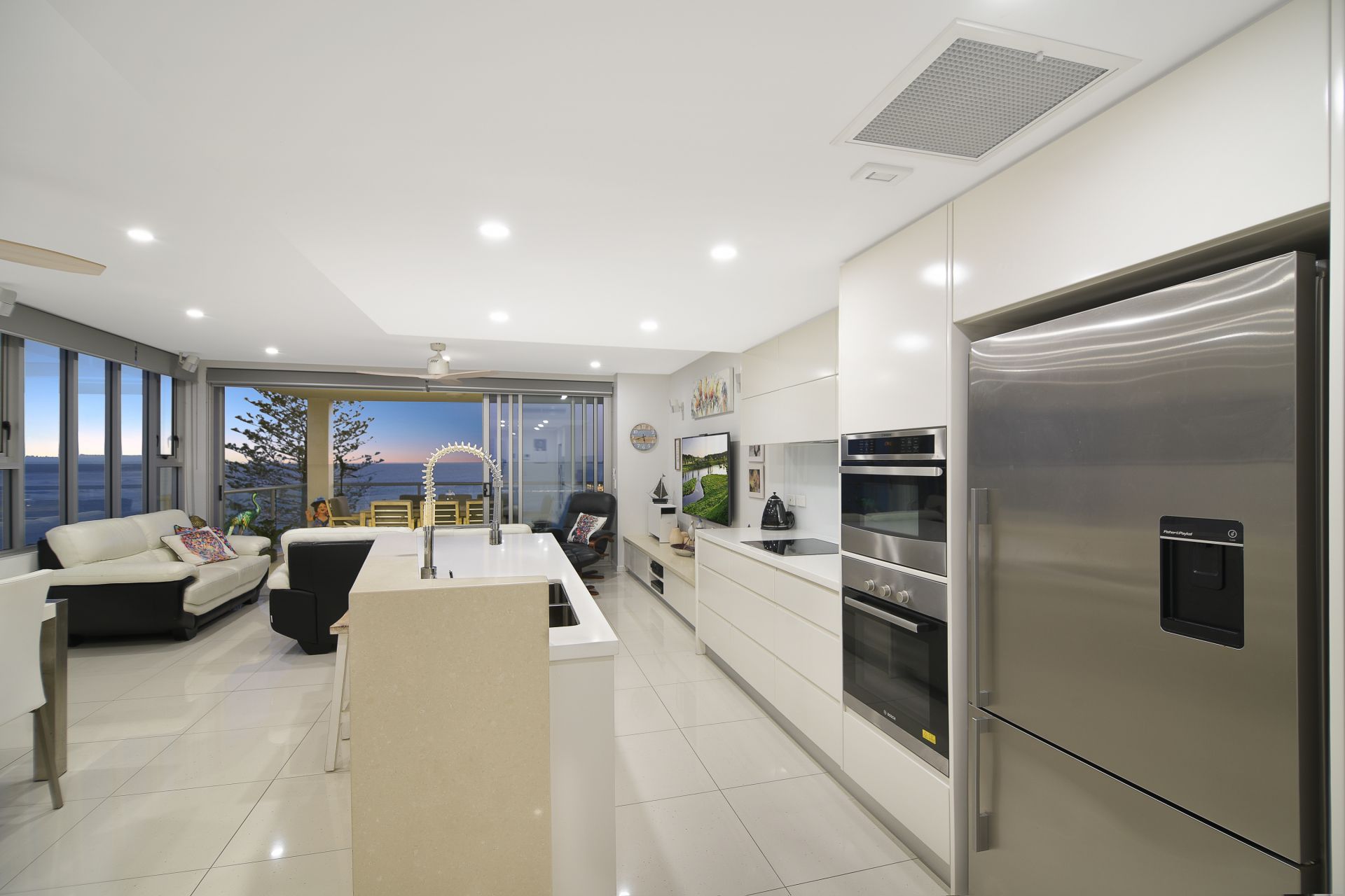 10/10 Princess Lane Kings Beach QLD, Kings Beach - Thumbnail 8