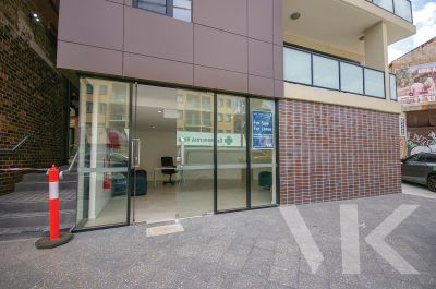 RETAIL SHOP / INVESTMENT OPPORTUNITY