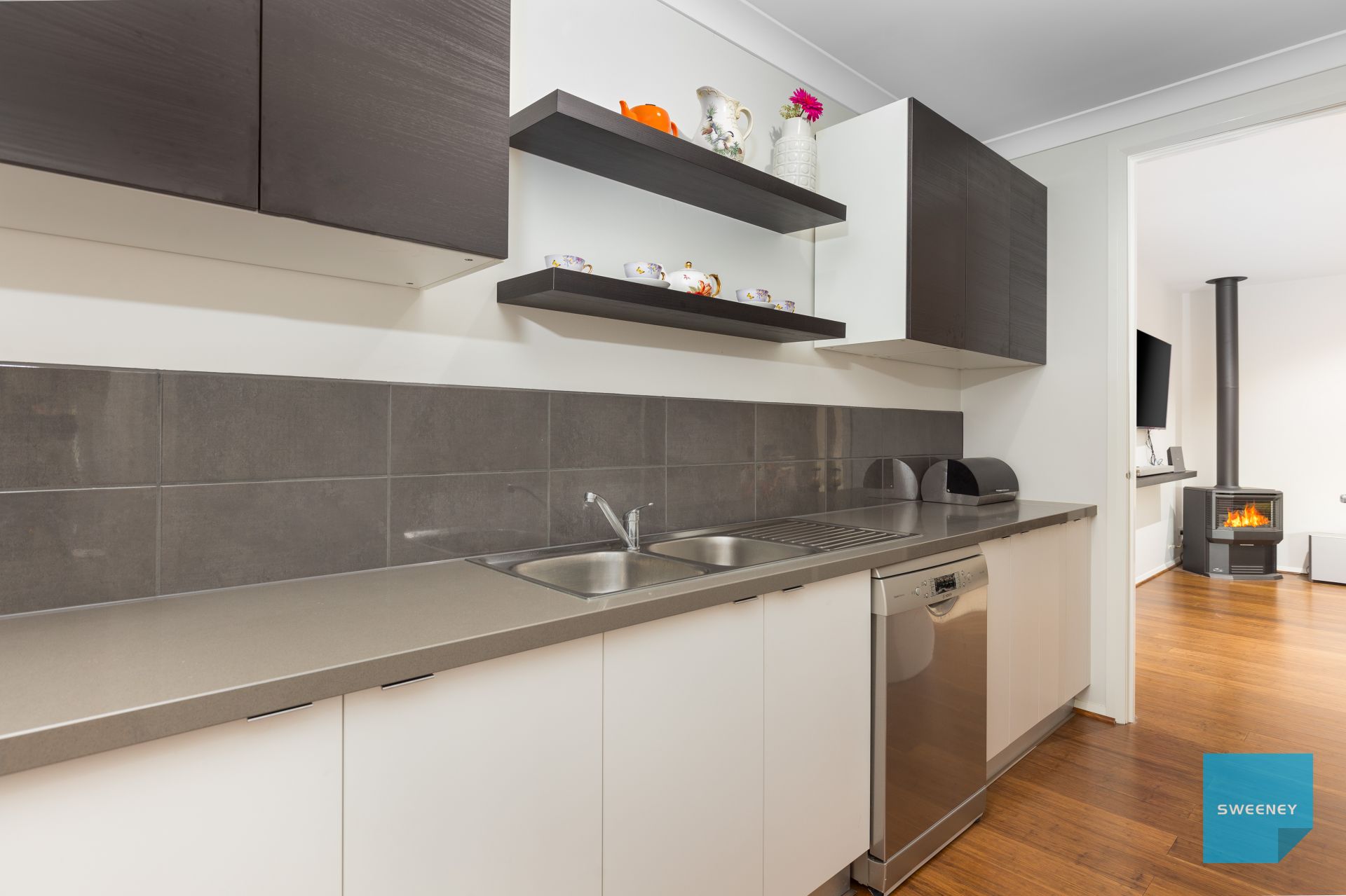 33 Arbourton Avenue, Rockbank - Thumbnail 7