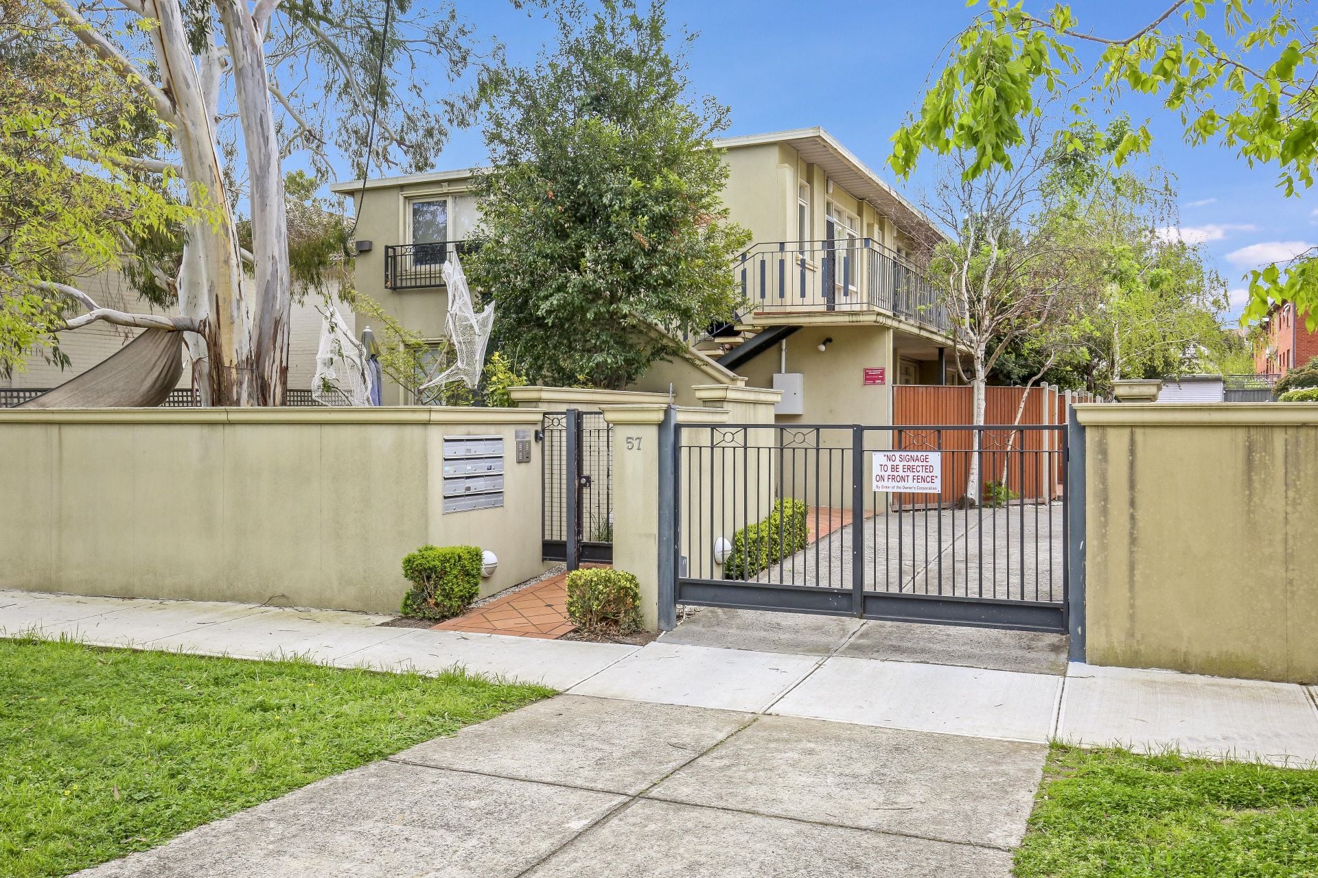 Rare Parkland Retreat with Double Courtyard!!!
