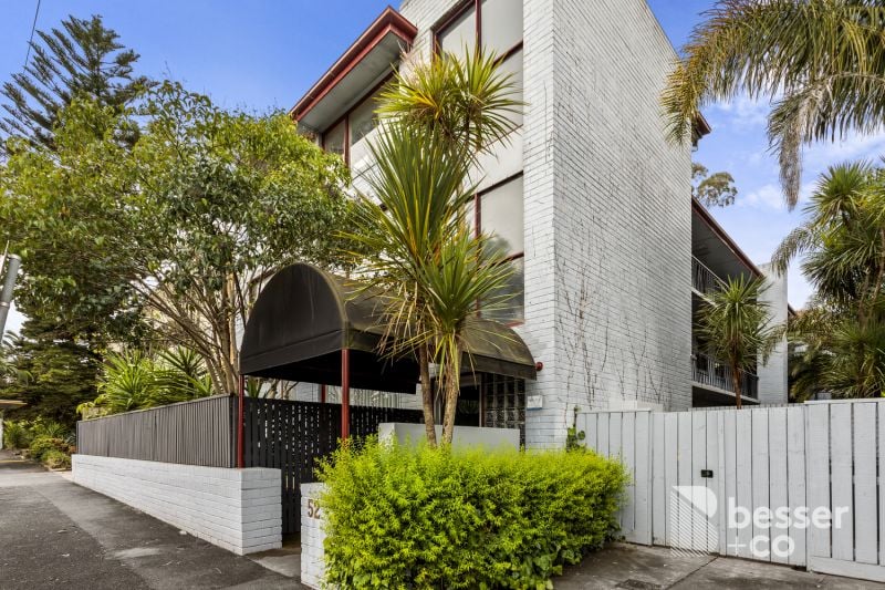 10/52 Hotham Street, St Kilda East - Thumbnail 2