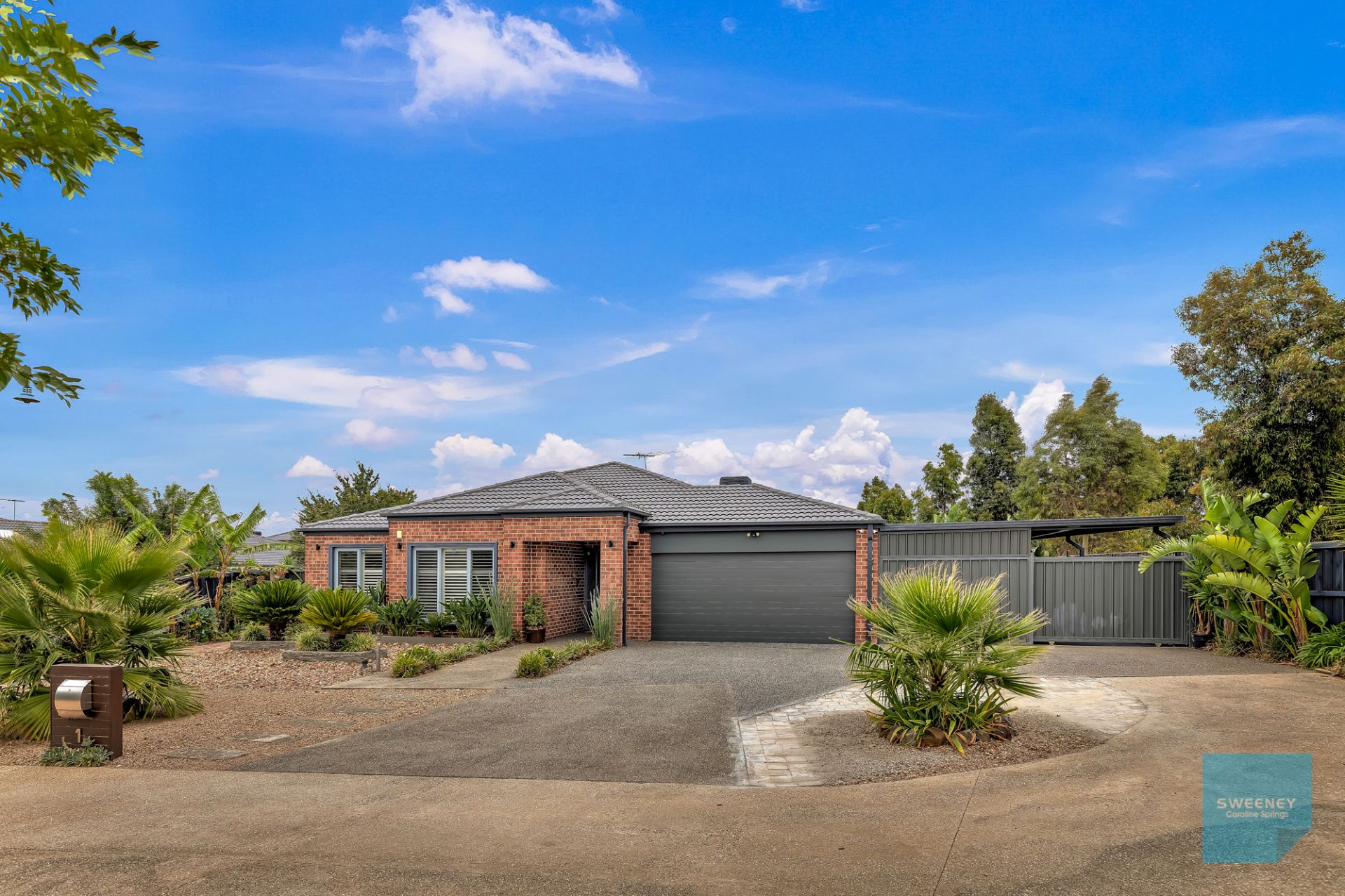 1 Salamanca Place, Taylors Hill - Thumbnail 3