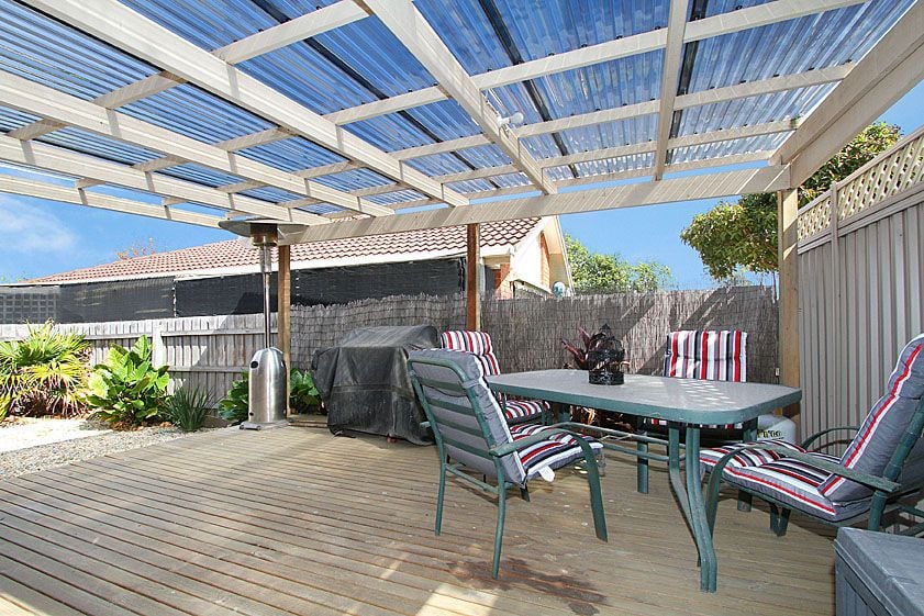 PLEASING HOME ON POLYDOR COURT   *Insp  Tue 10th Nov @ 4:30pm*