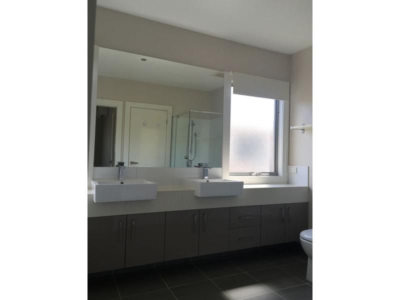Beautifully Presented Two Bedroom Townhouse