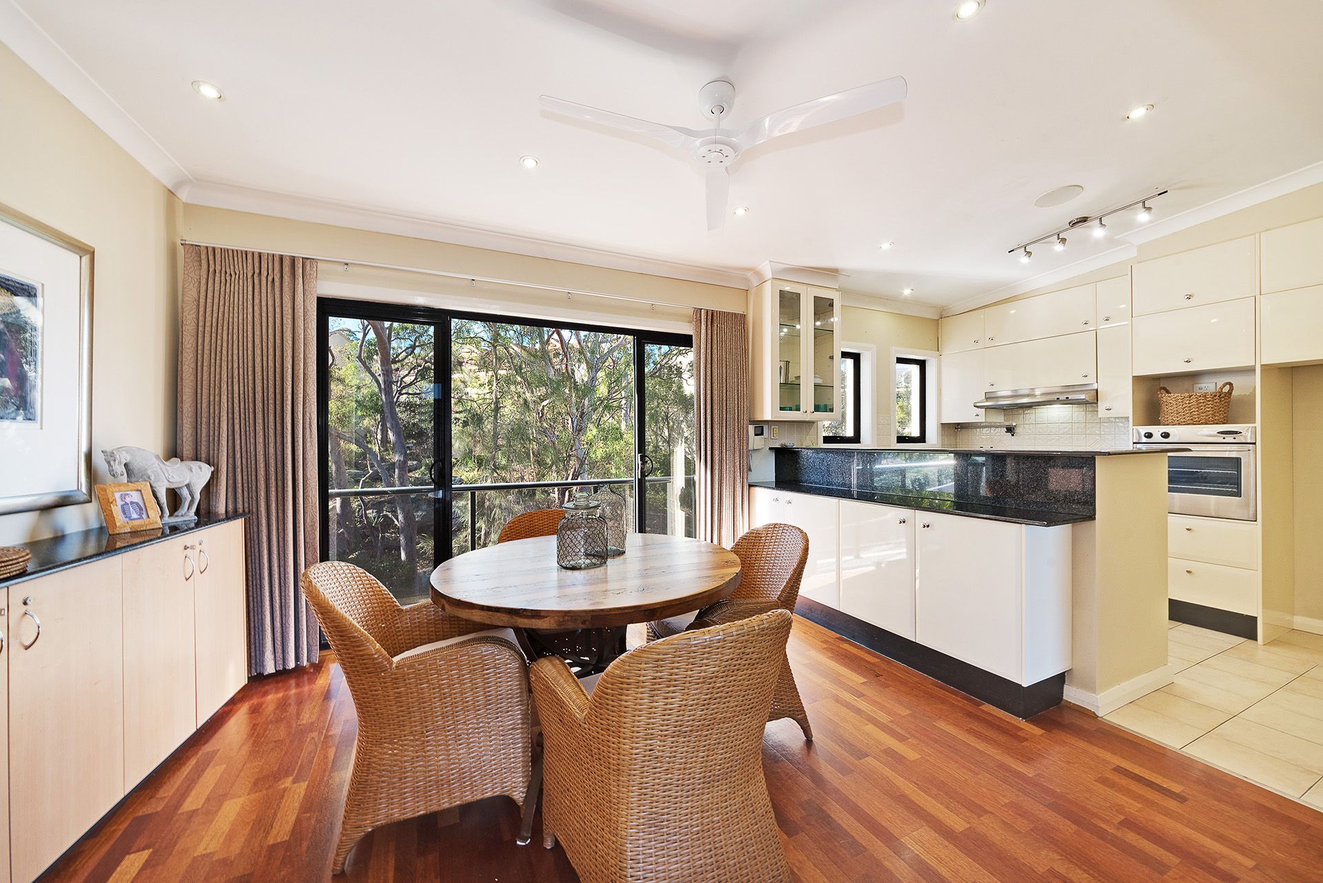 17 Kinsellas Drive LANE COVE NORTH NSW, North - Thumbnail 3