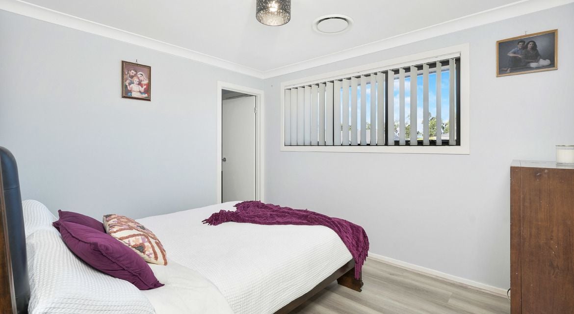 Bardia 64 Ingleburn Gardens Drive