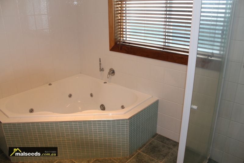42 Heath Street Mount Gambier SA, Mount Gambier - Thumbnail 6