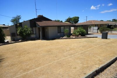 4 Crampton Avenue, Eaton, 