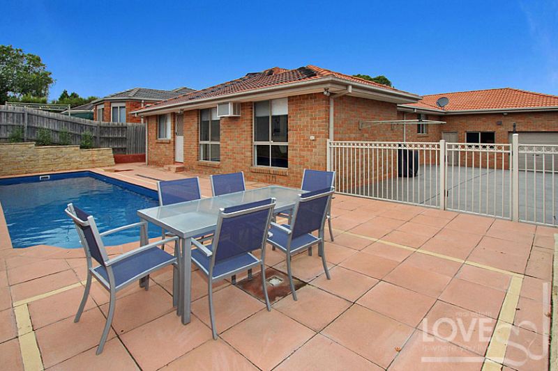 4 Woodfull Way, Epping