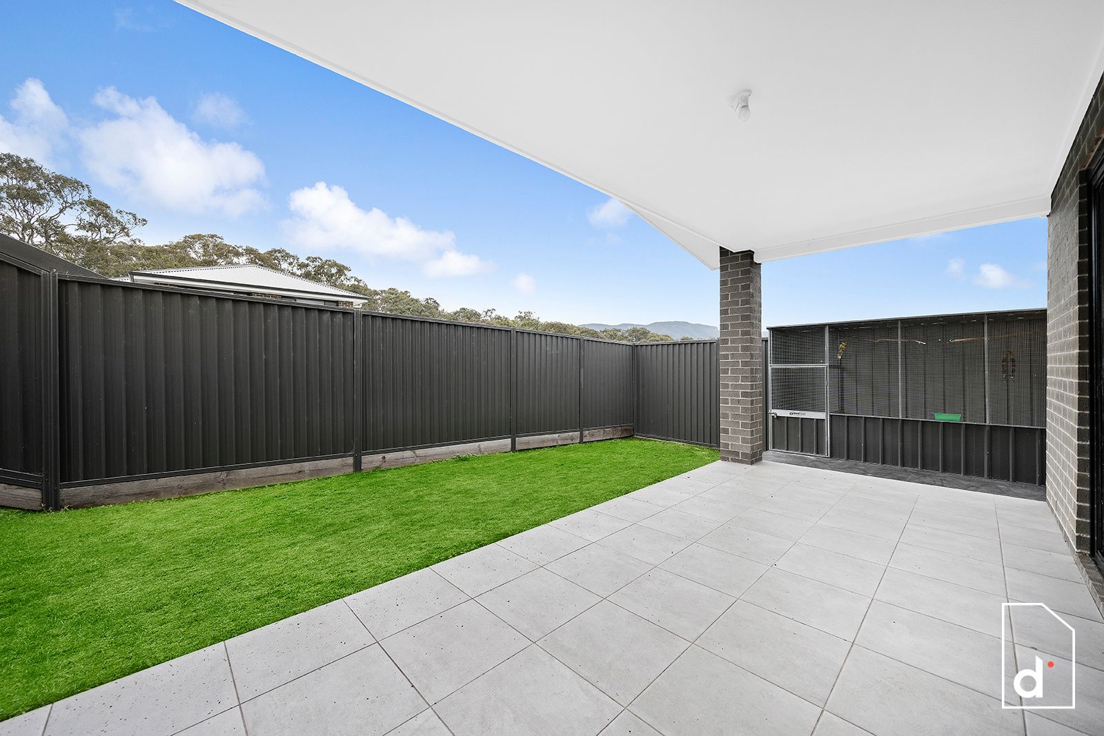 Sold property 950000 for 33 Brotheridge Avenue Calderwood , NSW 2527