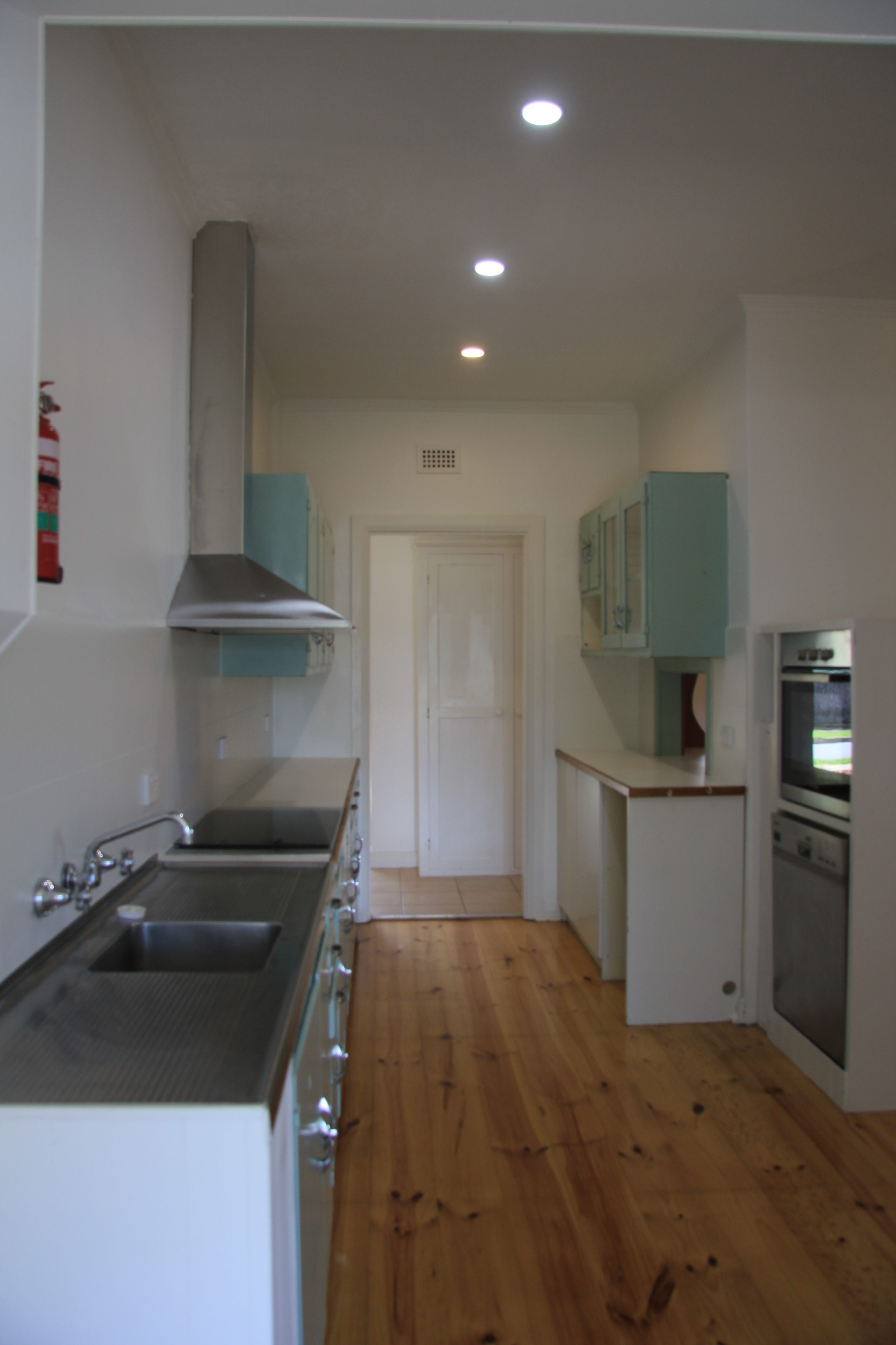 18  The Strand  Largs North 5016