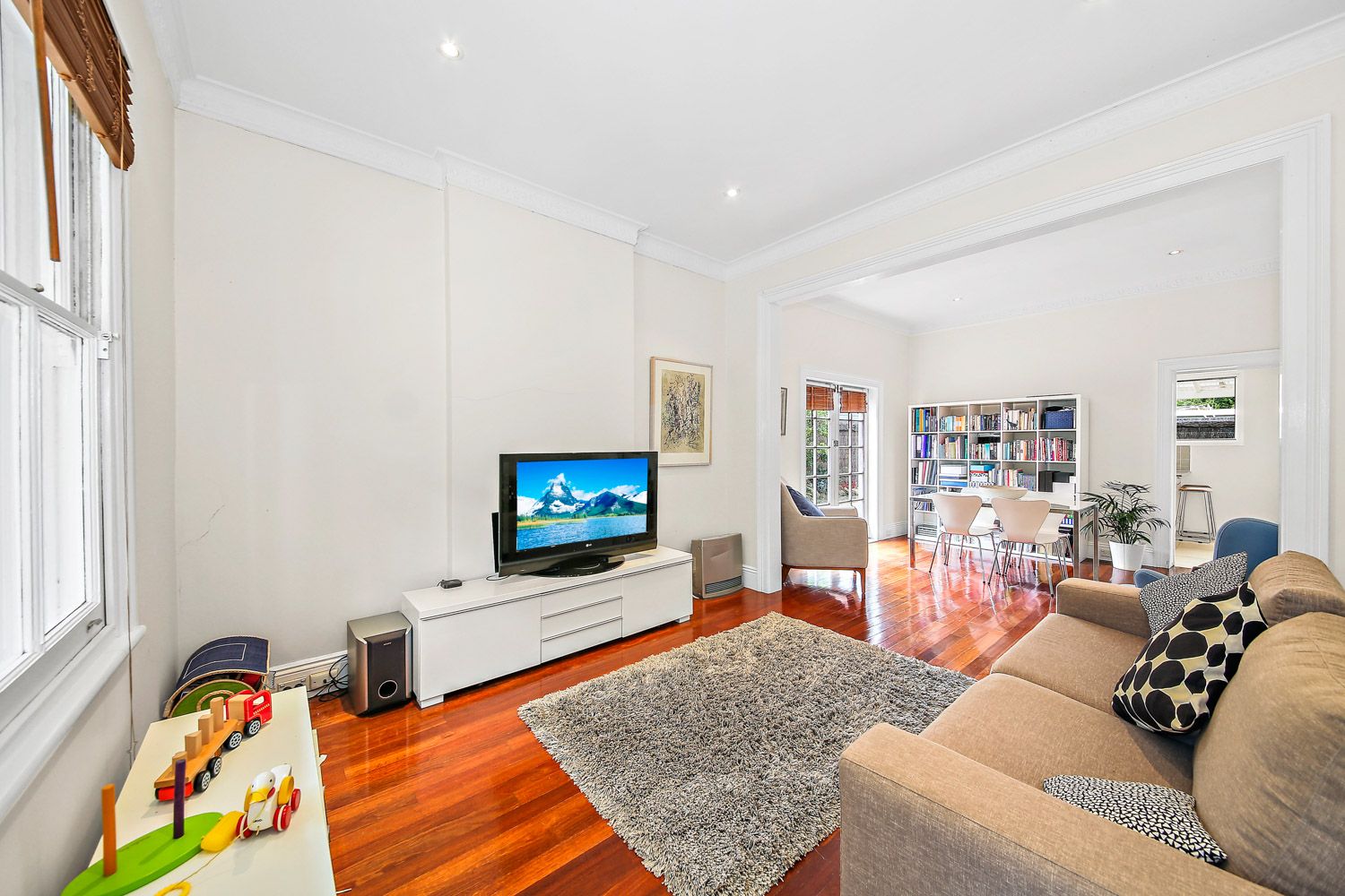 FANTASTIC FAMILY HOME