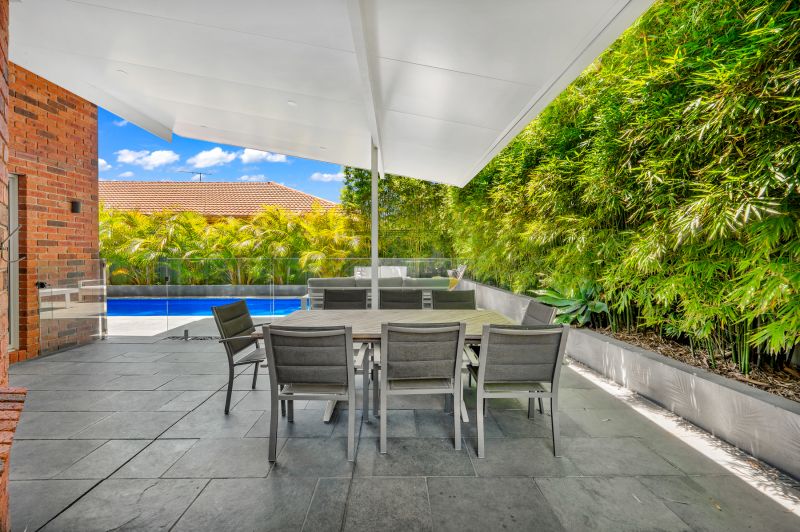 12 Clipper Close, Caves Beach - Thumbnail 4