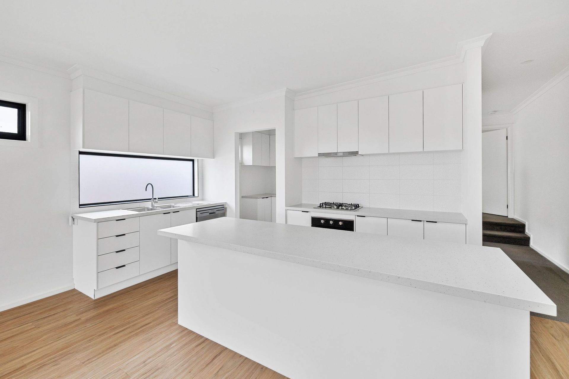 1/88 Fischer Street Torquay VIC, Torquay - Thumbnail 2