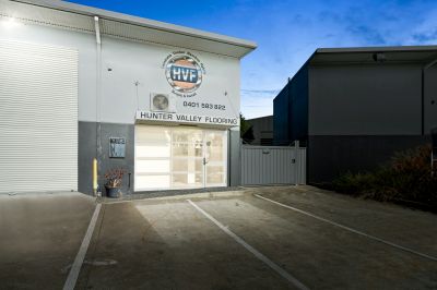 Rutherford 8/34 Hinkler Avenue