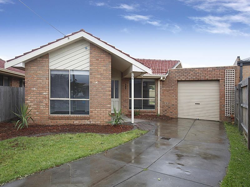 2/8 Trembath Court, Altona Meadows - Thumbnail 2