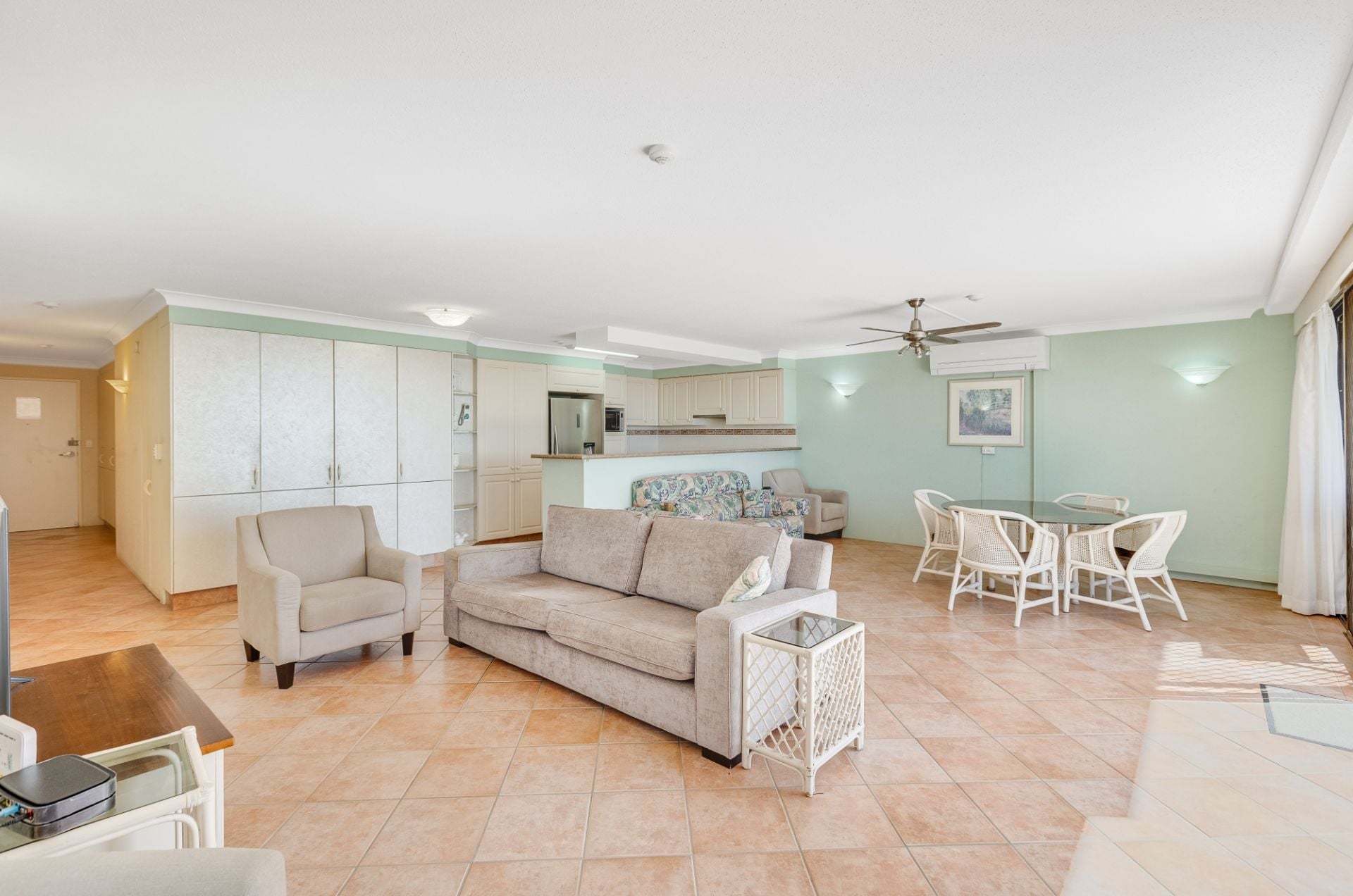 3H/828 Pacific Parade Currumbin QLD, Currumbin - Thumbnail 6