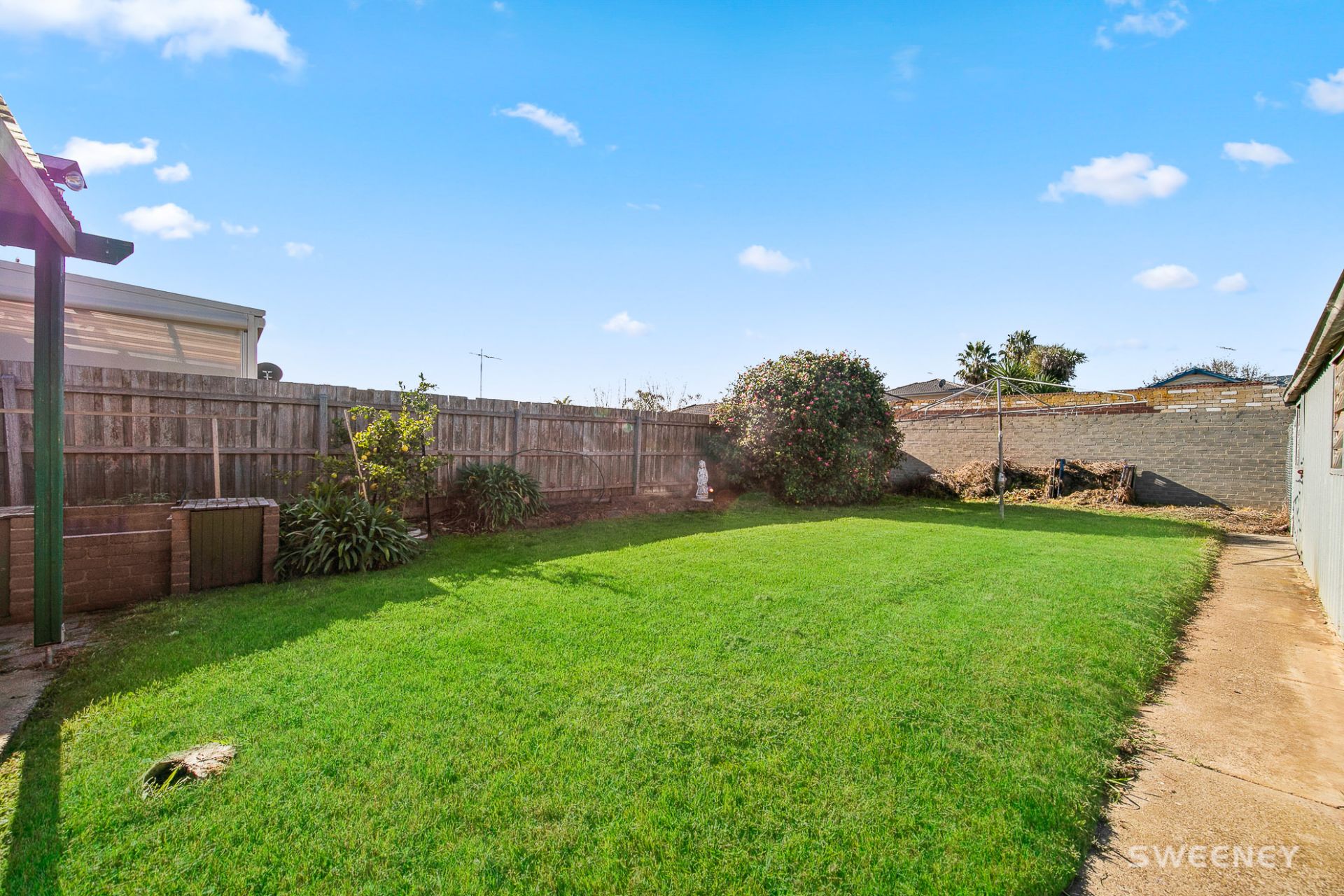 33 Crellin Avenue South, Altona Meadows - Thumbnail 4