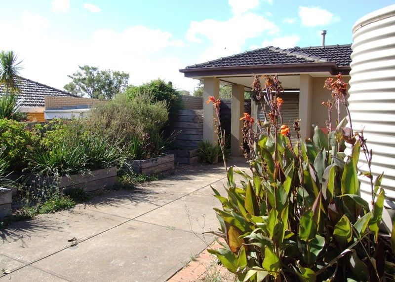 52 Labilliere Street, Bacchus Marsh - Thumbnail 7