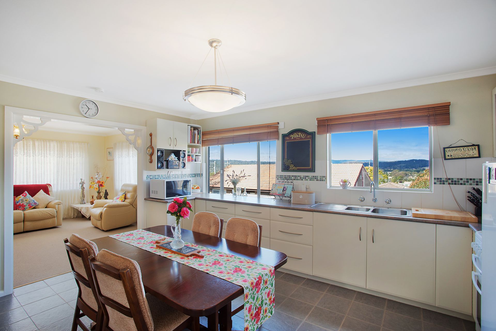 6 Merimbola Street, Pambula