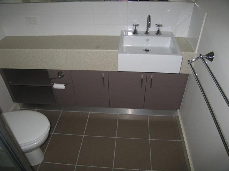MODERN & SPACIOUS UNIT