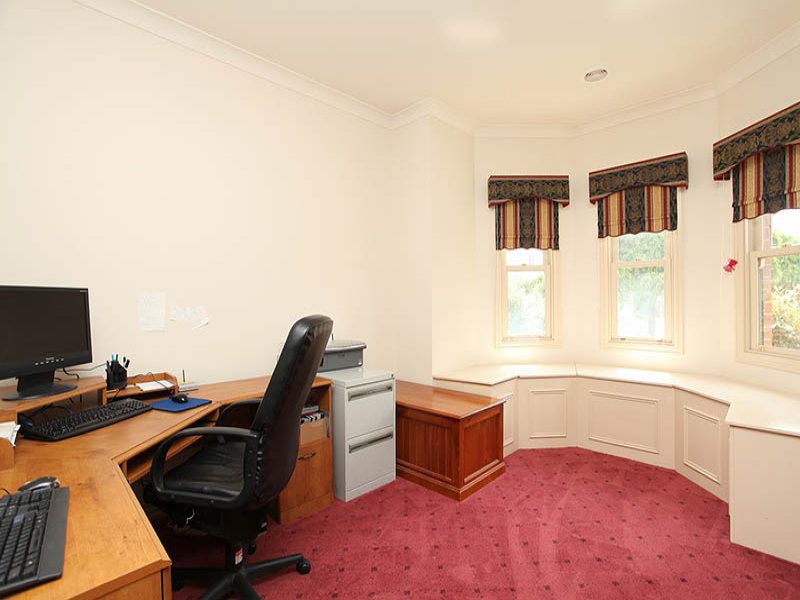 6 Colac Place, Caroline Springs - Thumbnail 7