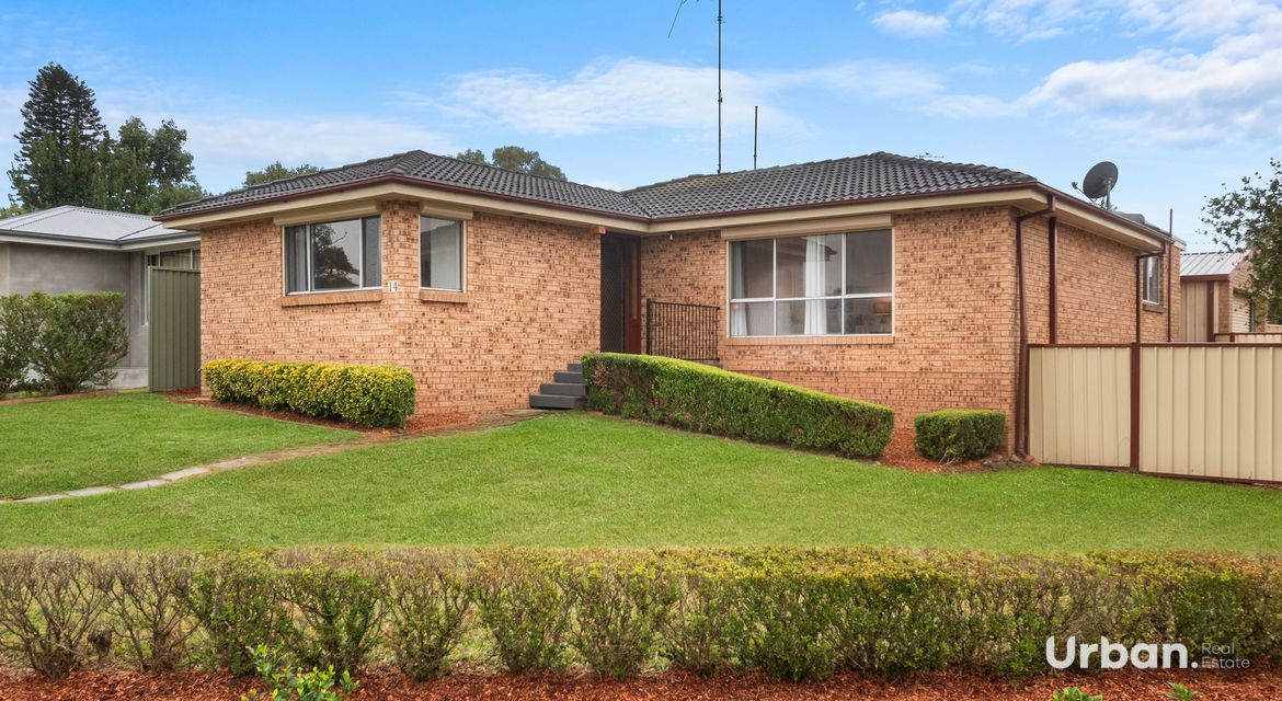 Mcgraths Hill 14 Andrew Thompson Drive