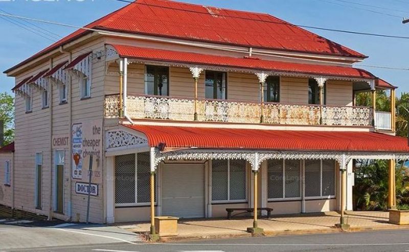 2 Bedroom Self Contained Unit walking distance to Riverlink Shopping Centre