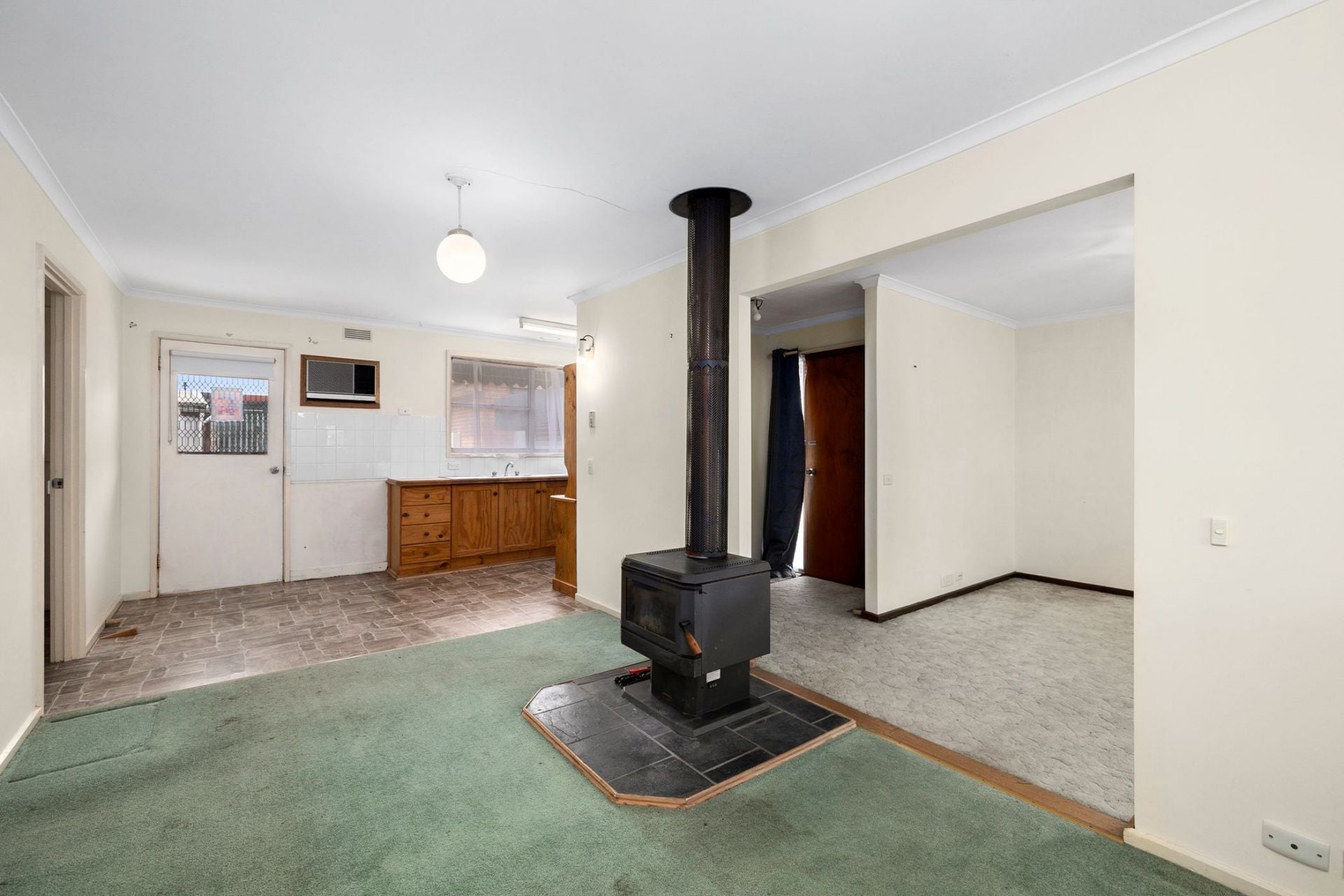 61 Willow Grove, Wendouree, Wendouree - Thumbnail 5