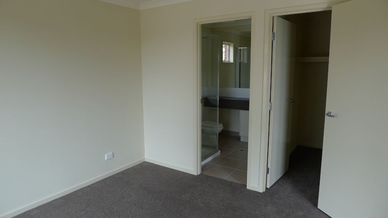 4 Chafia Court Lavington NSW, Lavington - Thumbnail 6