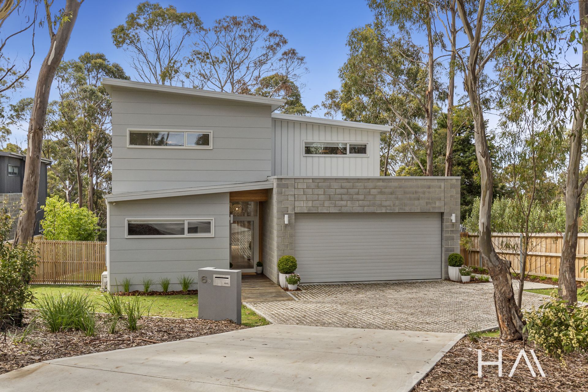 6B Broughton Avenue Mount Nelson, Mount Nelson - Thumbnail 2