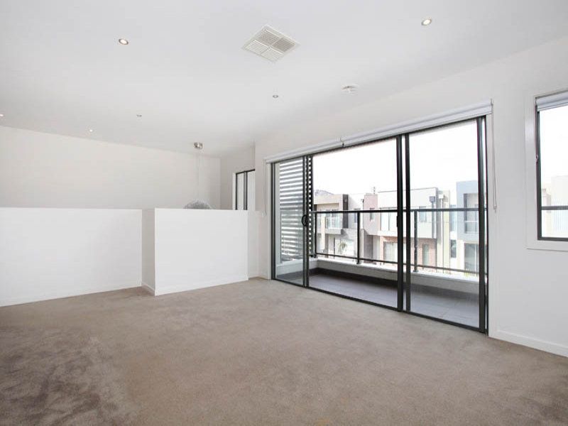 7 Boathouse Drive, Caroline Springs - Thumbnail 8