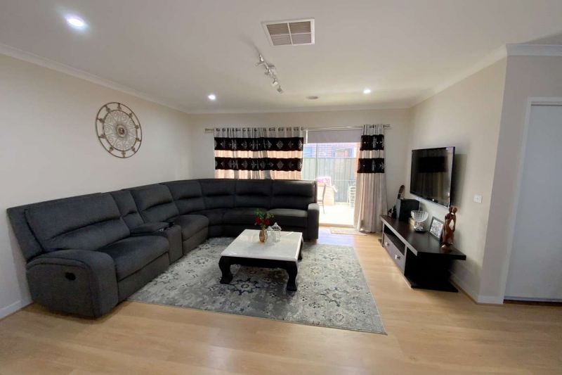 10 Oatmeal Way, Mernda