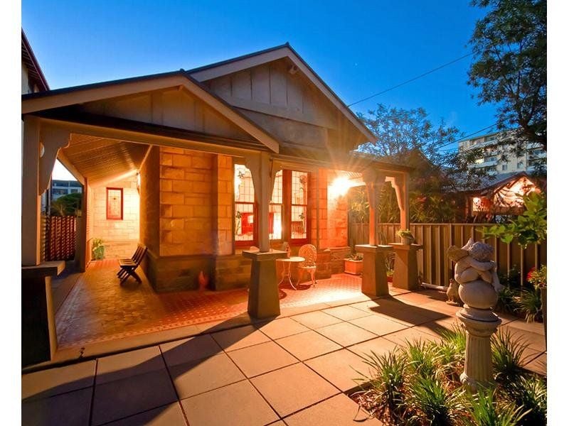 21 Moseley Street, Glenelg - Thumbnail 2