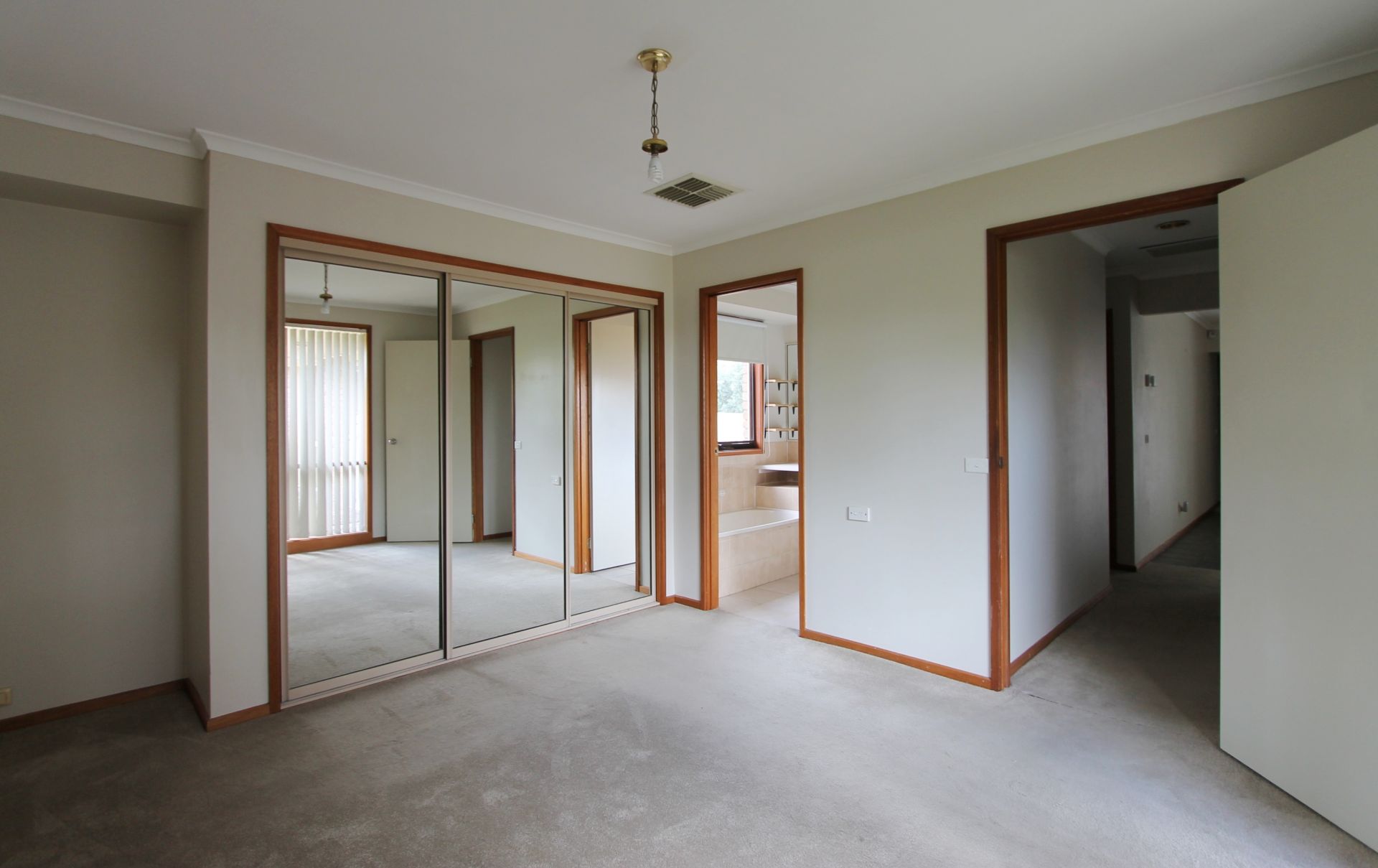 Real Estate For Lease 1 Orsett Court Mill Park , VIC