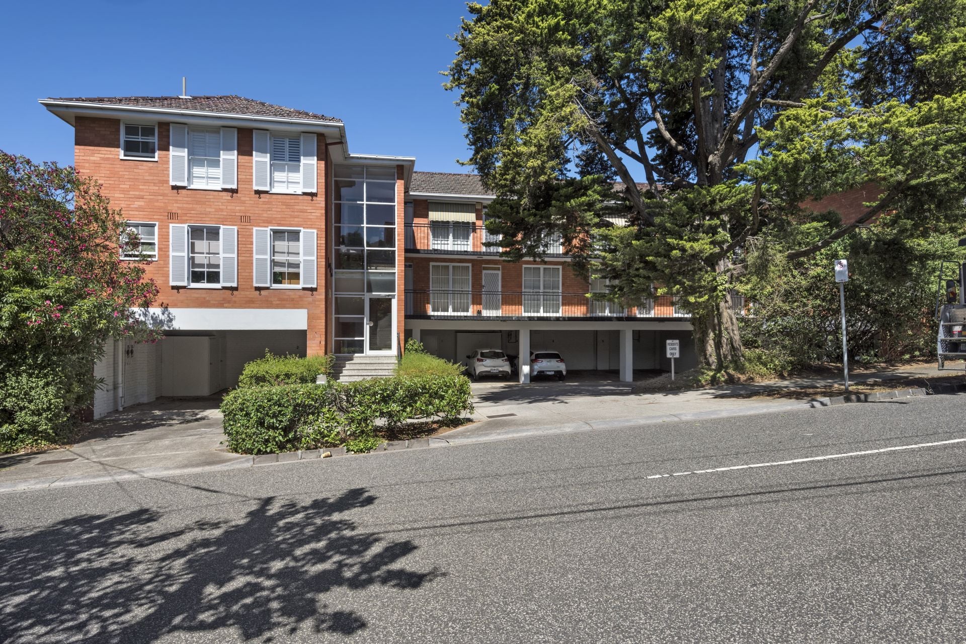 11/647 Toorak Road Toorak