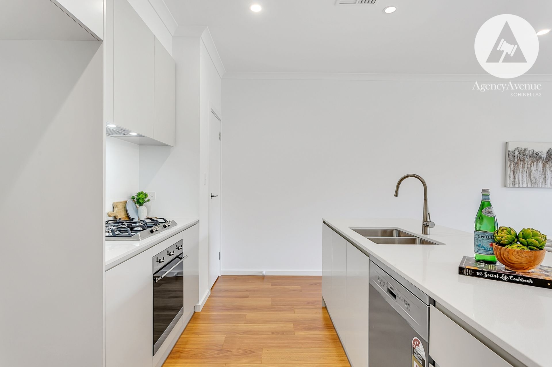 9/2B Balmoral Avenue, North Brighton - Thumbnail 8