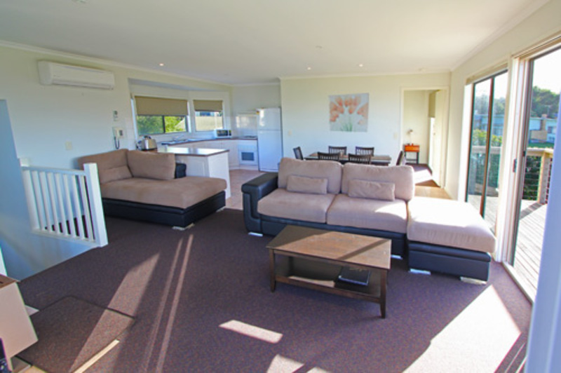 5/9 Great Ocean Road, Marengo, VIC, Marengo - Thumbnail 3