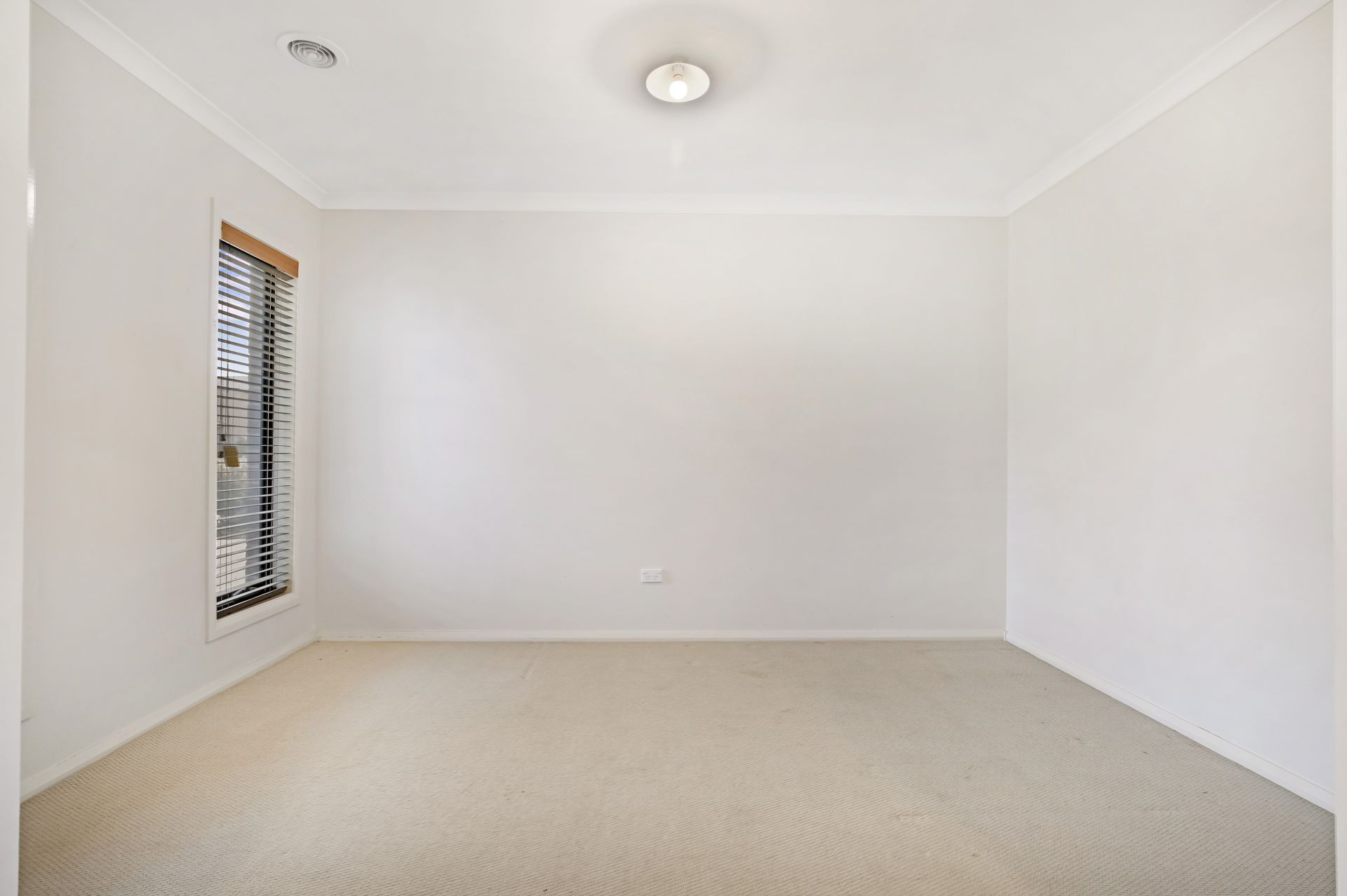 **4 Bedroom Delight **