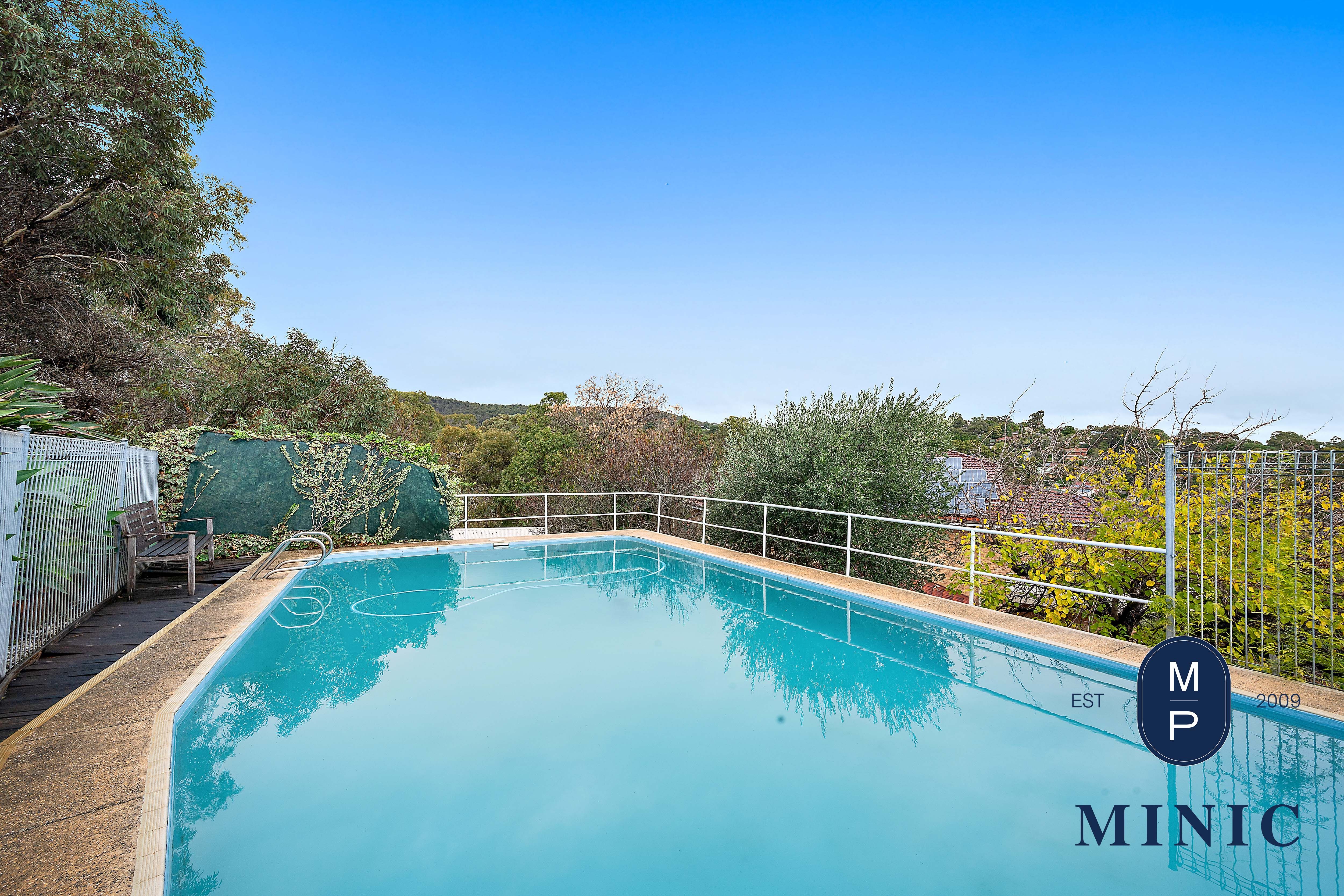 3 Derry Avenue, Mount Nasura