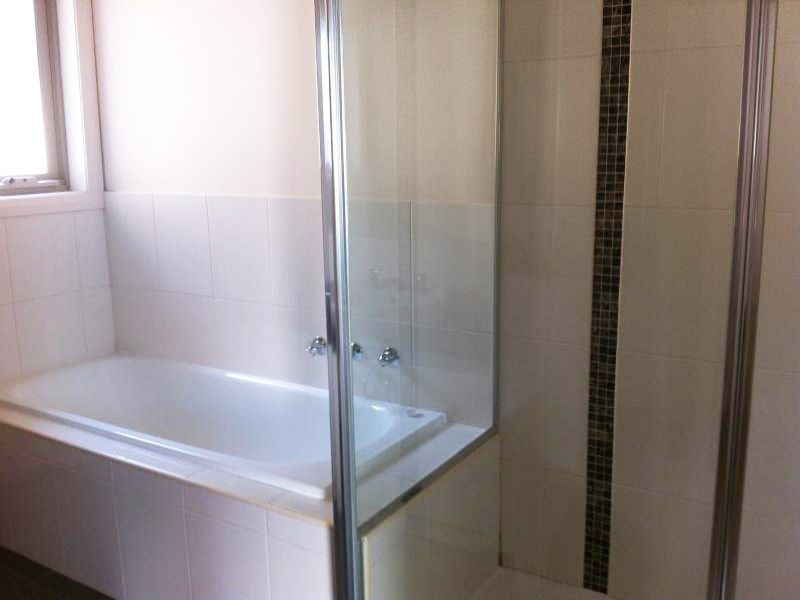 THIS MODERNLY PRESENTED HOME, NEAR TRANSPORT AND SHOPS IS AWAITING YOU!