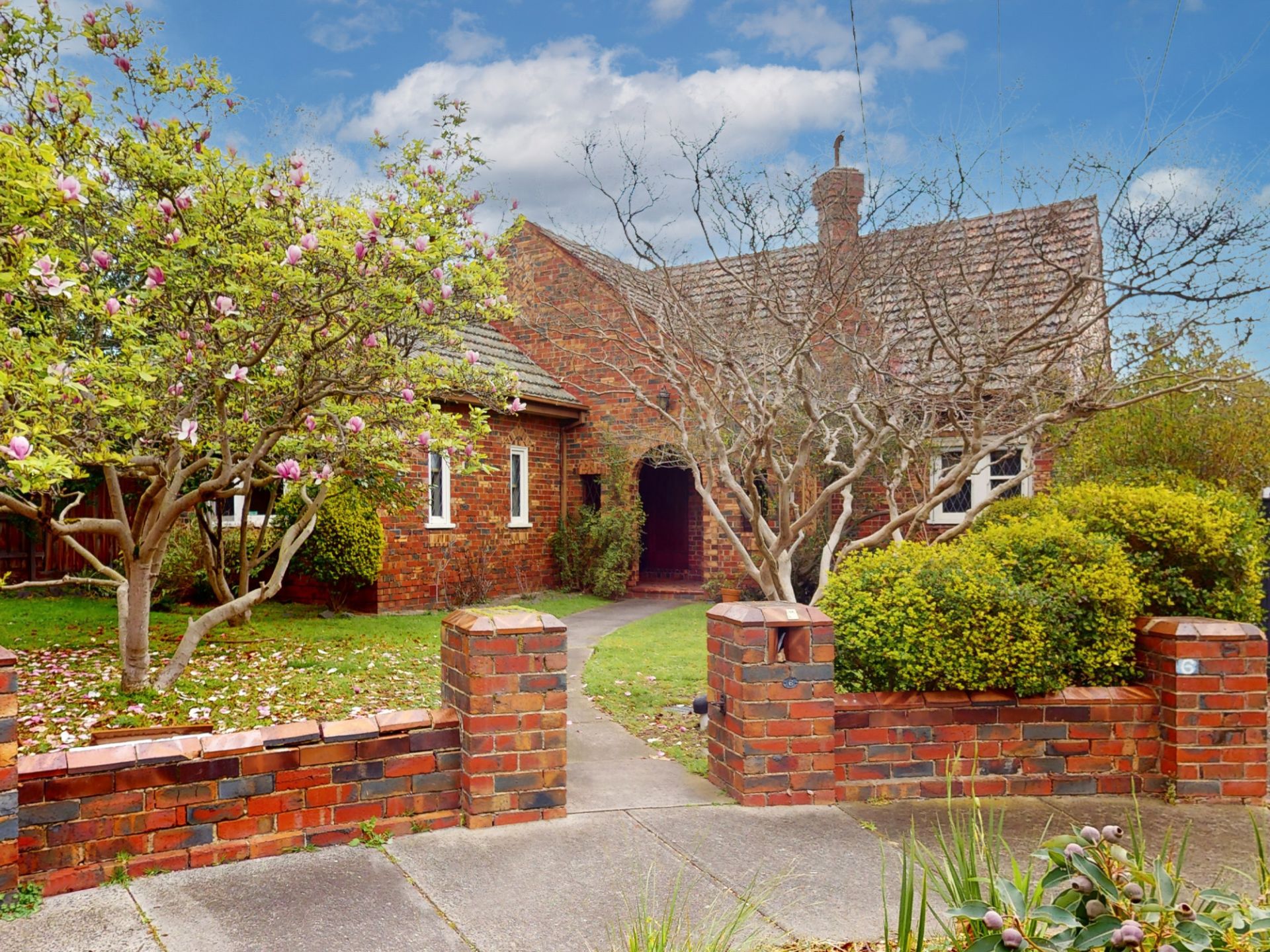6 Calista Court, Elsternwick - Thumbnail 2
